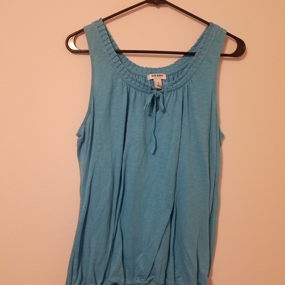 Old Navy Blue tank top with elastic hem Size L